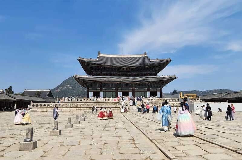 screencapture koreatodo gyeongbokgung palace 2025 01 15 00 56 51